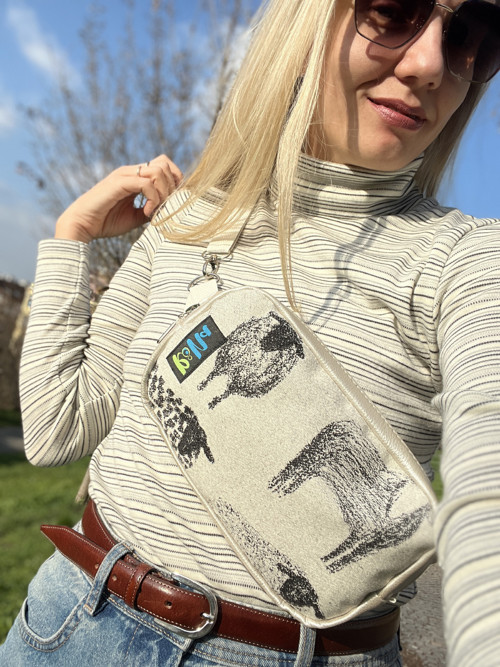 Koženková ledvinka VEGAN ROAR Black Sheep
