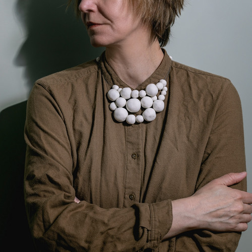 Porcelánový náhrdelník
