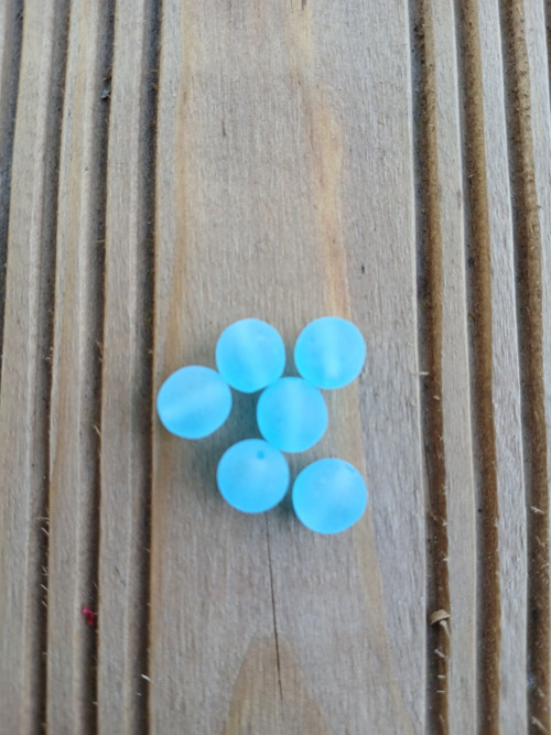 Skleněný korálek 8 mm modrý mat