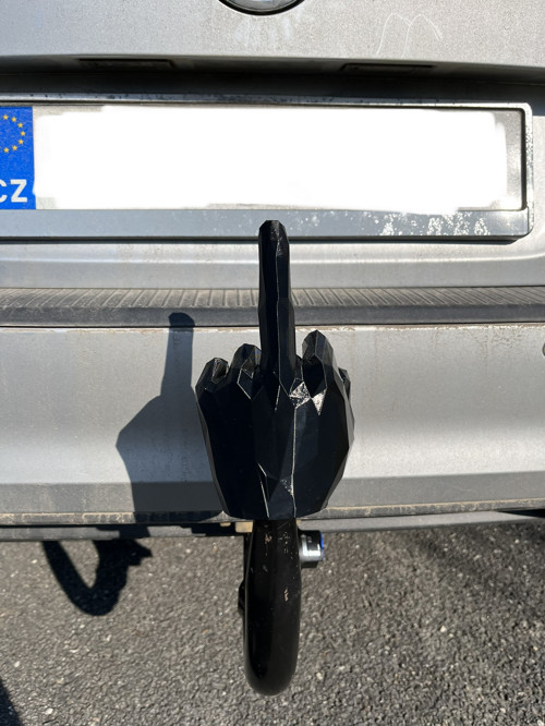 Kryt tažného zařízení - fuck off
