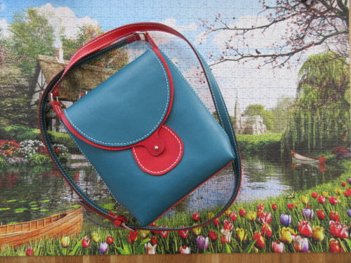 Kožená crossbody kabelka