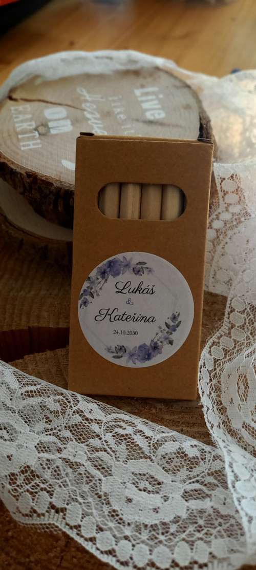 Svatební pastelky, samolepka na přání