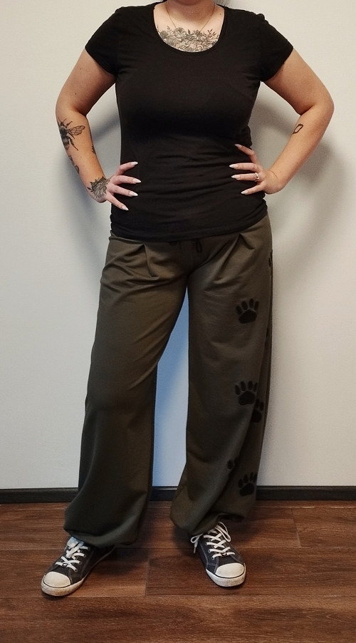 Taneční tepláky s tlapkami, khaki vel.2XL -3XL