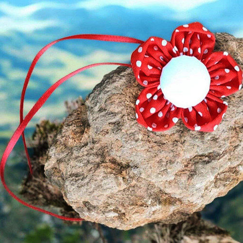 KANZASHI kytička červená se stužkou. č.177/5