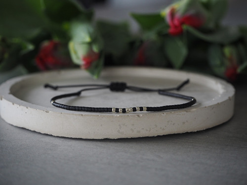 Miyuki náramek "Delicate"; black
