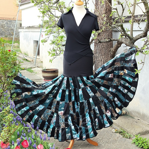 Patchworková volánová sukně Black lady