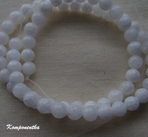 Tridacna bílá 8mm 4kusy