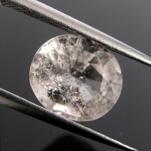 Broušený, přírodní Morganit, 3,67 ct., 10,4x9,2 mm