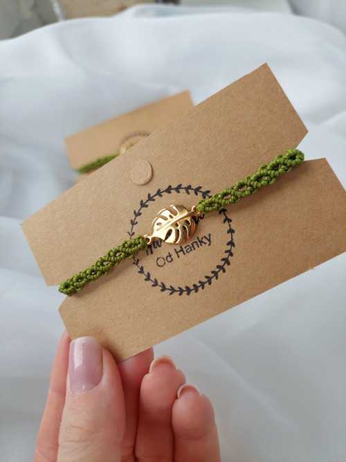 Stahovací macramé náramek Monstera pozlacená