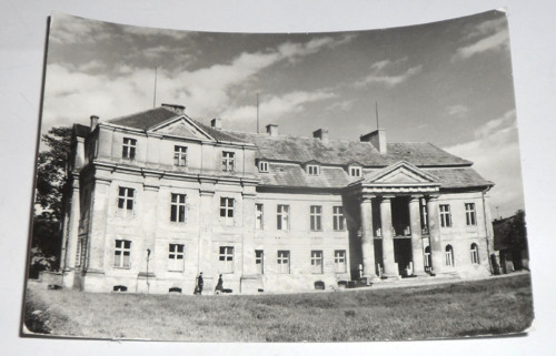ČB čistá POHLEDNICE • Lwówek, palác