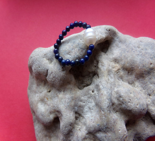 Prstýnek Lapis lazuli s perličkou
