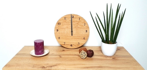 Dubové hodiny, průměr 30 cm
