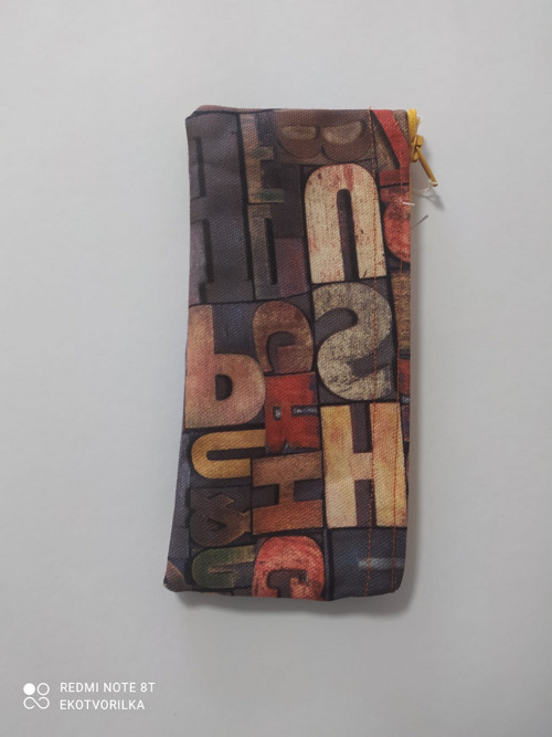 Kapsička pouzdro 18 x 8,5cm