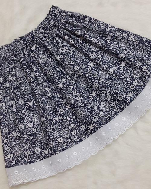 Folklórní sukýnka délka 30 cm