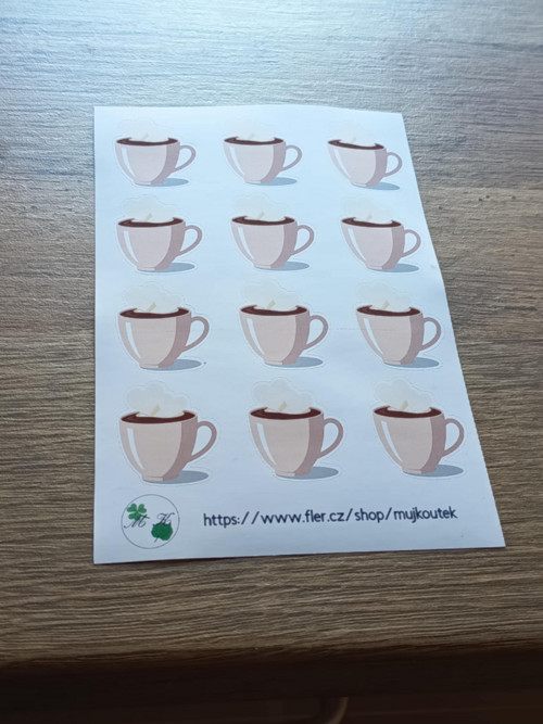 Káva 1 – Samolepky s latte a dvěma srdíčky v pěně