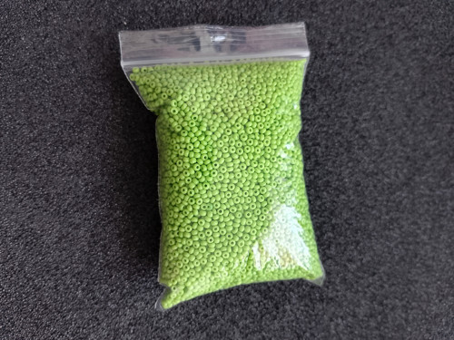 Zelené korálky 80g