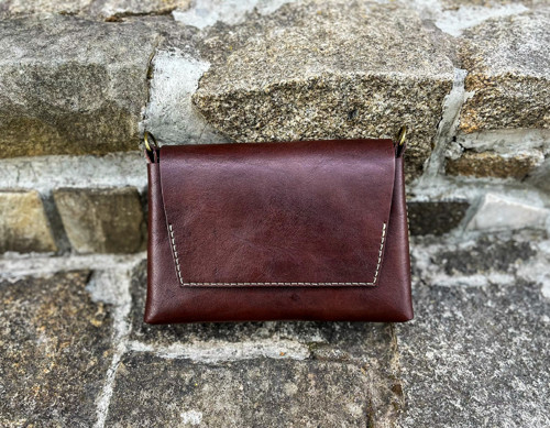 PATRICIA l. Kožená elegantní kabelka ručně šitá