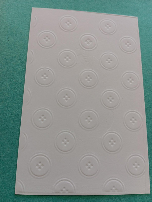 Embossing karta knoflíky