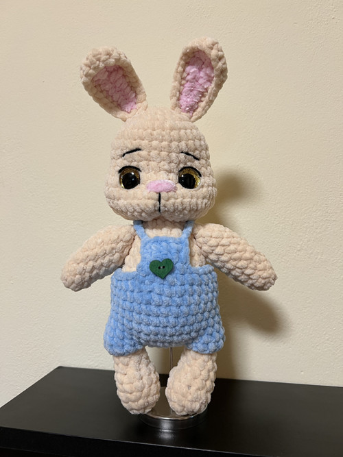 Králíček Bunny v kraťasech