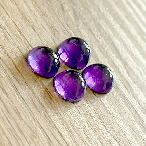 Ametyst přírodní kabošon kruh / 8 mm