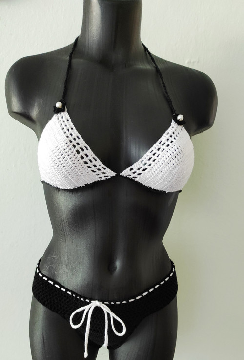 Bikiny.