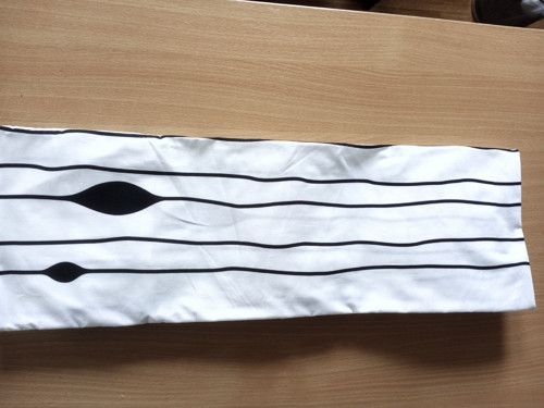 Nahřívací polštářek 20 x 60 bílý s proužkem