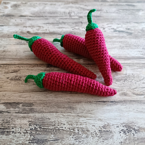 Háčkovaná chilli paprička