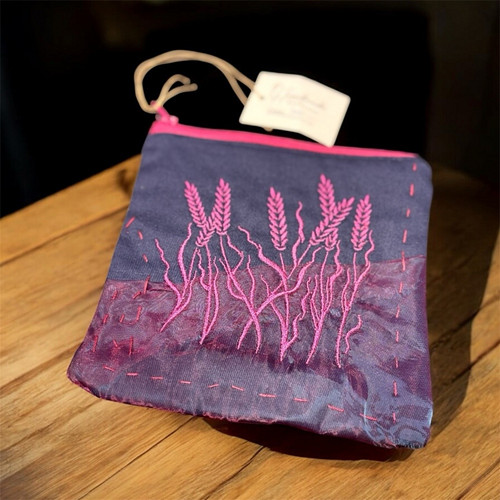 HandMade Vyšivaná taštička cestovní necesér