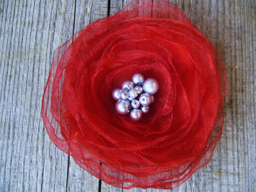 Brož - květ - červená - organza