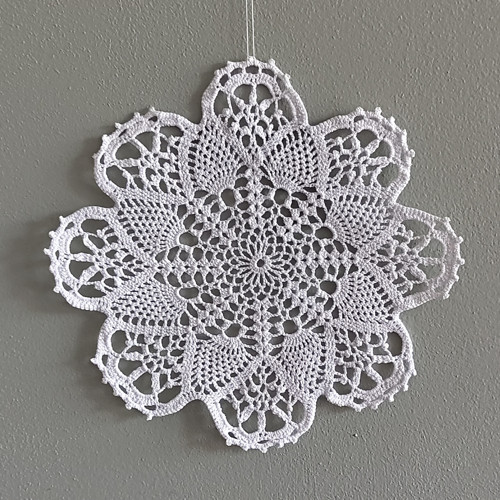 Háčkovaná mandala