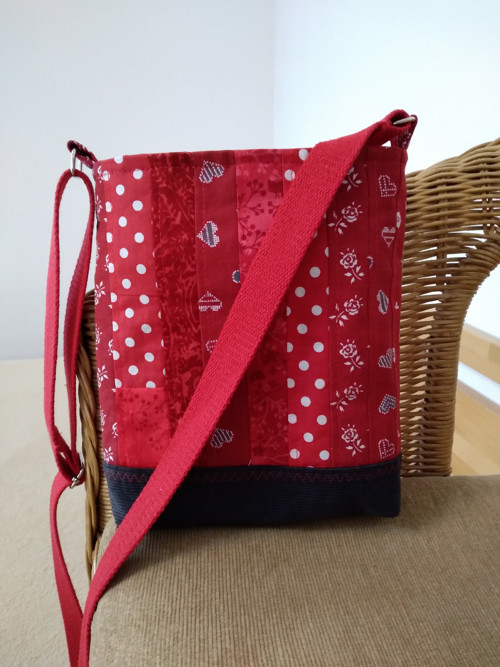Crossbody 62 Červená