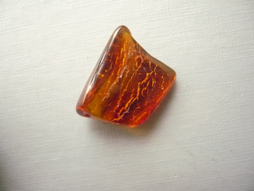 Troml. kámen – jantar extra 21 mm, č.88f