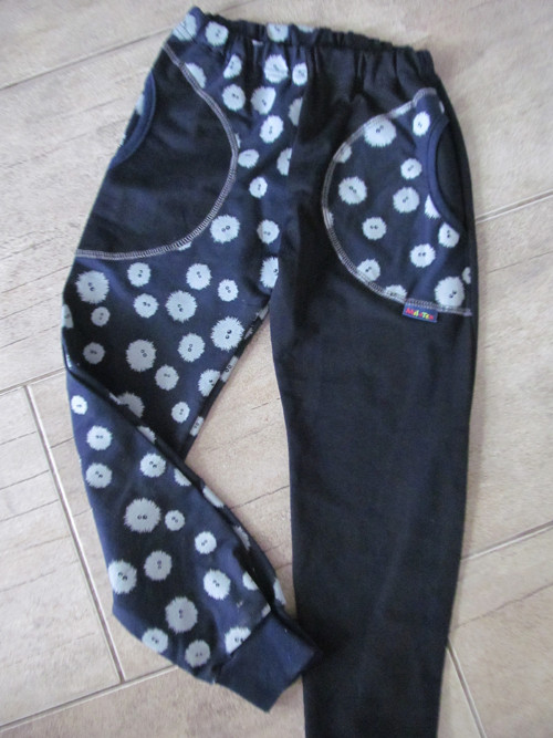 DĚTSKÉ TEPLÁKY -- vel.128 poslední