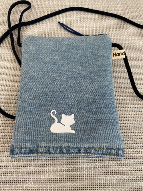 Pouzdro na krk - Džínové s kočkou