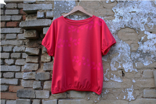 Triko ............ L - XL — foto 1