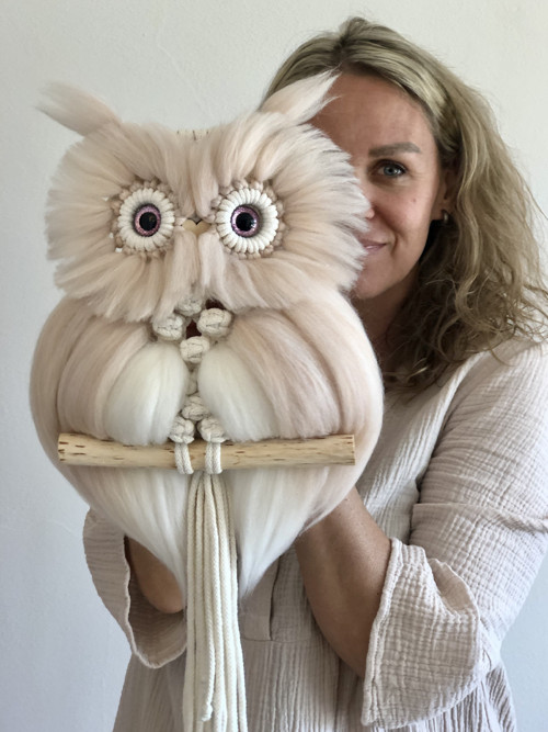 Macramé sovička melír pudrová