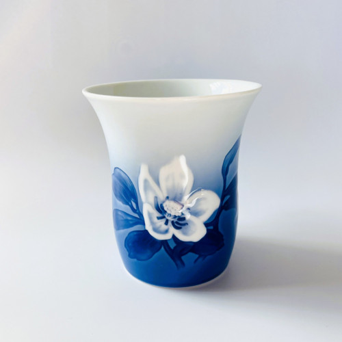 Porcelánová váza 11 cm, Kodaň Bing & Grondahl