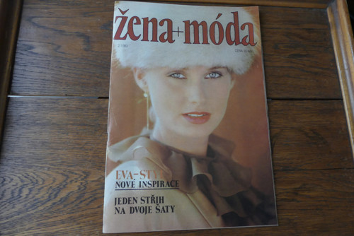 Časopis Žena a móda, číslo 2/1983, střihy! — foto 1