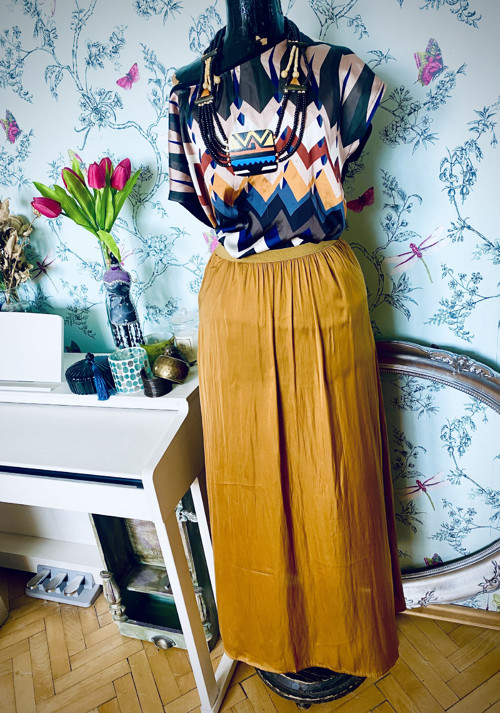 Sukně okrová lehoučká — foto 1