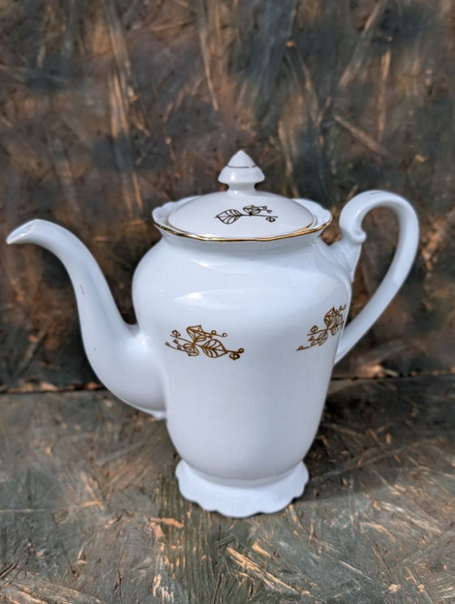 Retro porcelánová konvice, zn. Dvory, G.Benedikt.