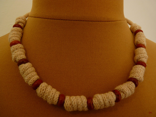 Náhrdelník macramé "Morseovka"
