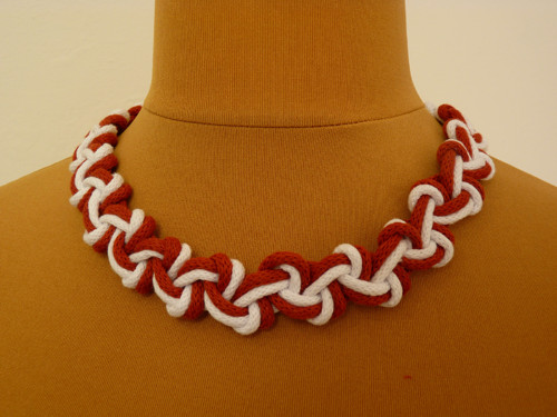 Náhrdelník macramé " Zig zag"