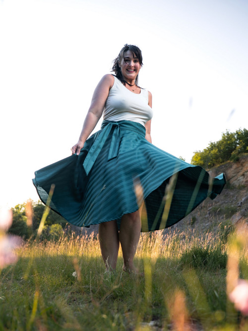 Kolová - Saténový Smaragd — foto 1