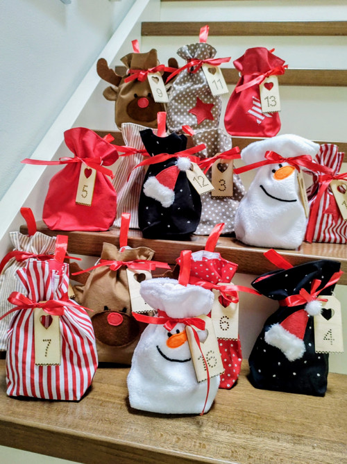 Adventní kalendář " Veselé pytlíky"