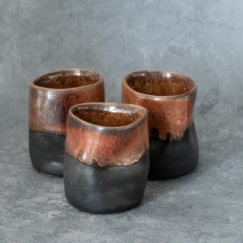 10b Wild Bronze Crystal in Black - menší