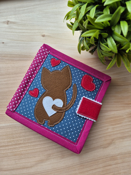 Růžová quiet book — foto 1