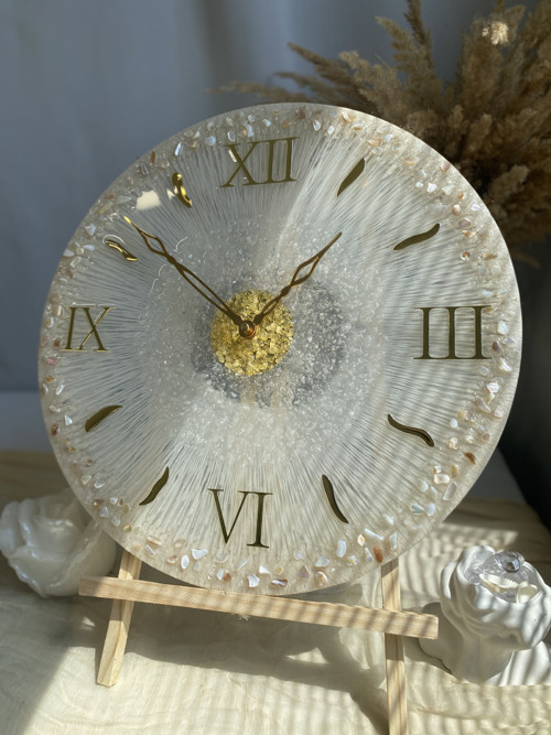 Hodiny z pryskyřice 40 cm