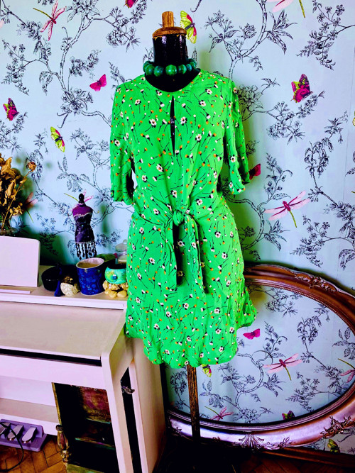 Šaty francouzský look — foto 1
