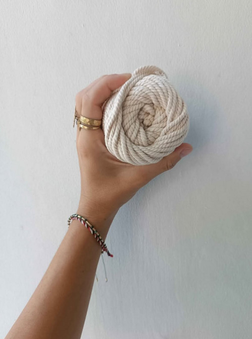Macramé bavlněná stáčená 3PLY příze 3mm/28m béžová
