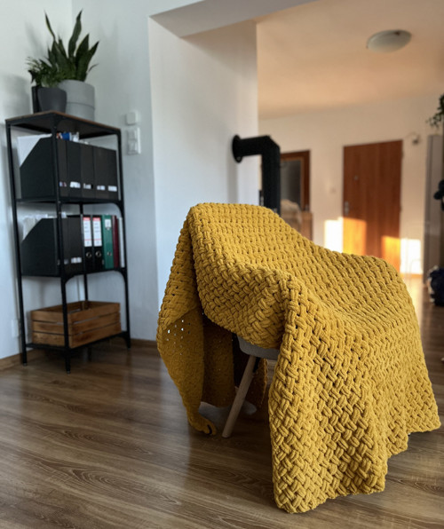 Pletená deka z příze Alize Puffy — foto 1